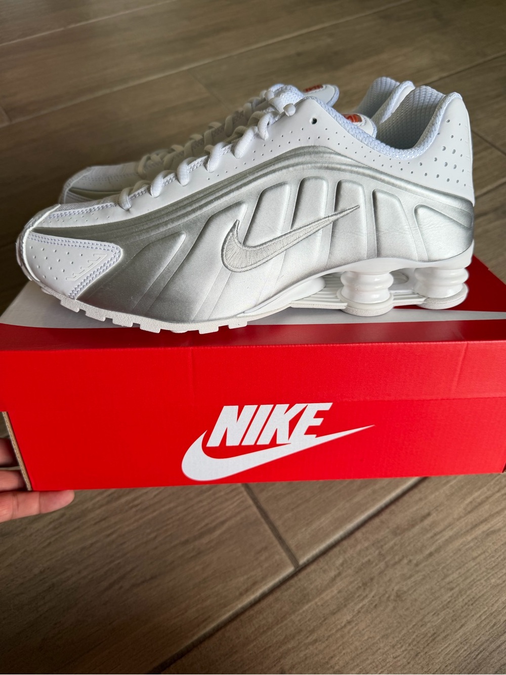 Nike Shox R4 - Picture 4 of 9